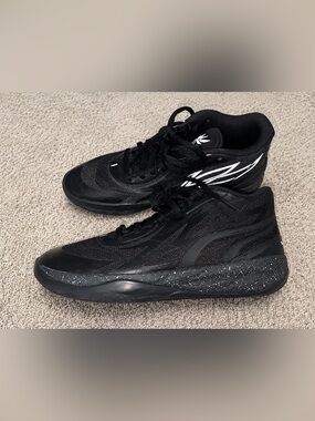 Puma MB.02 Oreo Size 9 Men’s LaMelo Ball Black White Sneakers
